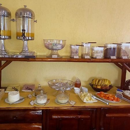 Pousada Casa Amarela Піракая Екстер'єр фото